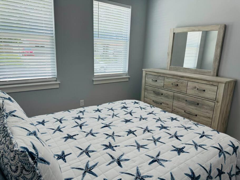 Brand New Tampa Oasis With Private Jacuzzi Retreat Villa Lutz Dış mekan fotoğraf
